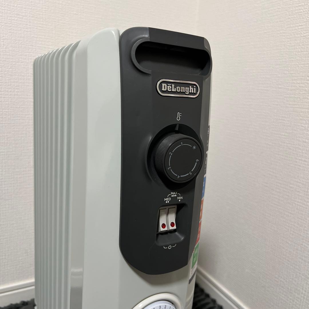 【新品未使用｜展示品】デロンギ オイルヒーター RHJ10F1015-DG