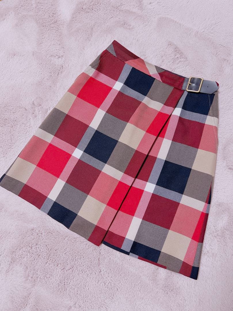 ブルーレーベルクレストブリッジ　スカート　美品