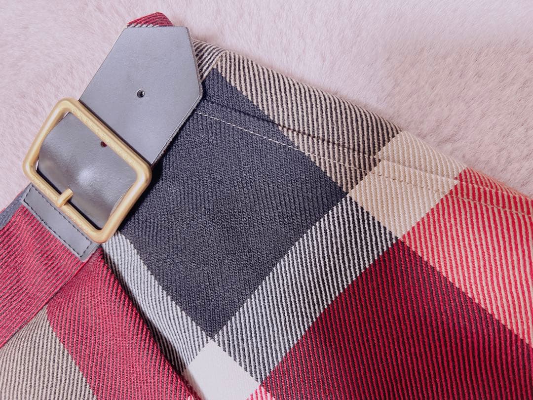 ブルーレーベルクレストブリッジ　スカート　美品