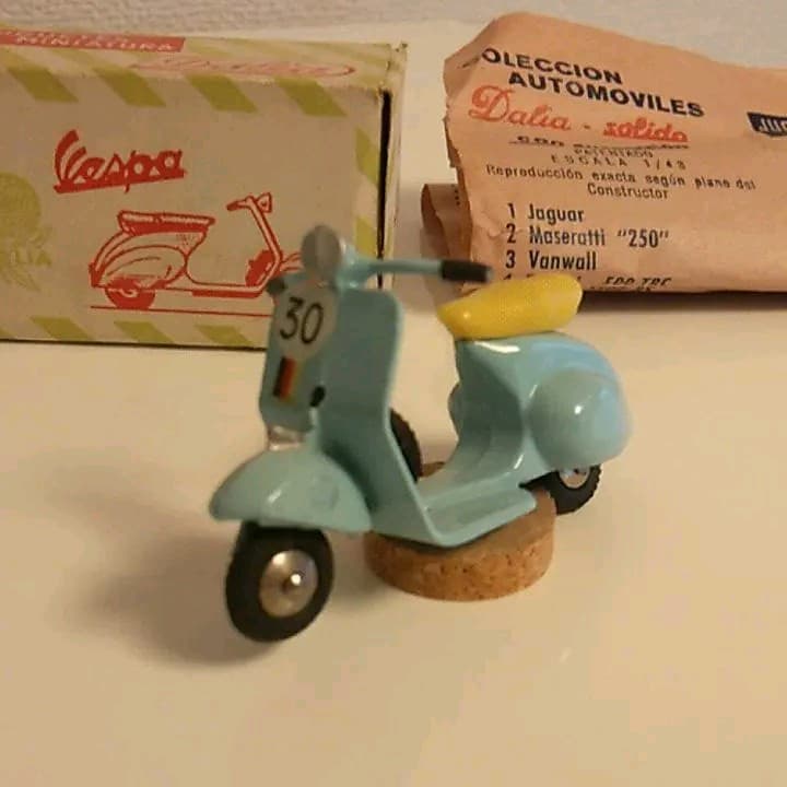 ダリア　ソリド　ベスパ　dalia-solido