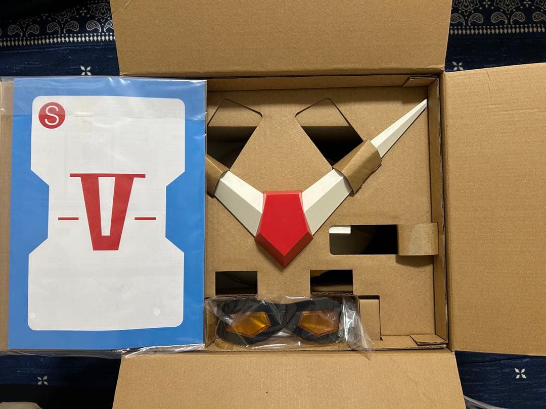 OWNDAYS(オンデーズ) ガンダムヘッド型メガネケース