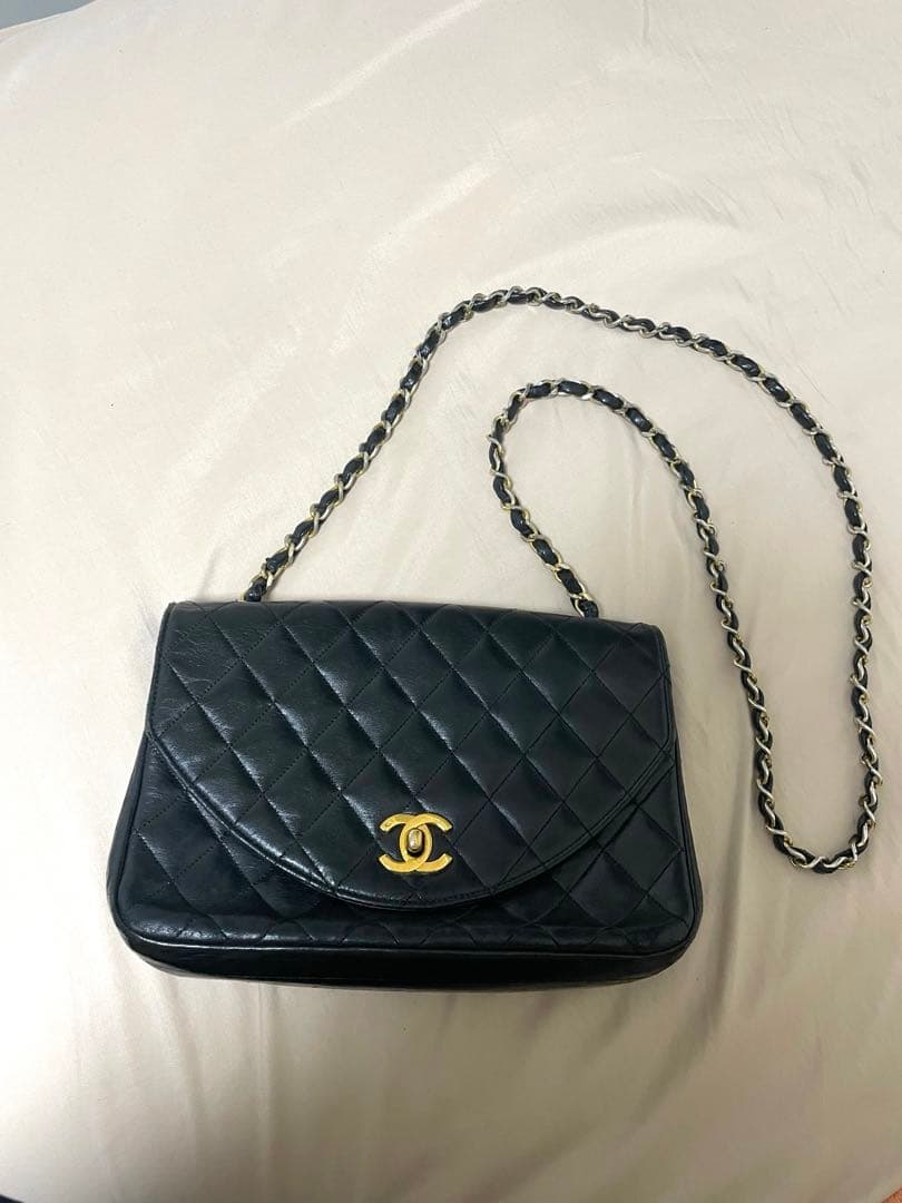CHANEL 黒 キルティング ショルダーバッグ