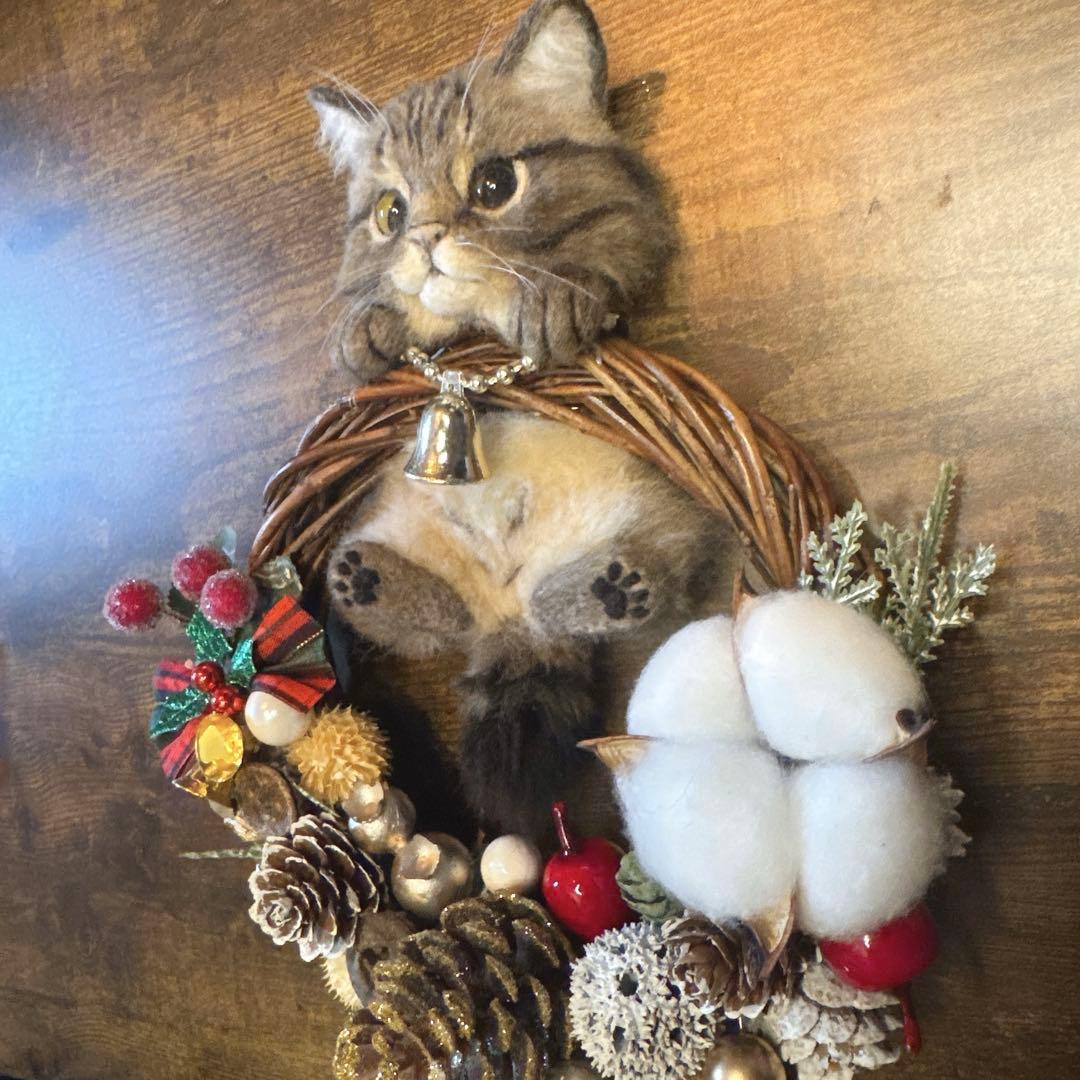 羊毛フェルト猫 キジ猫 クリスマスリース