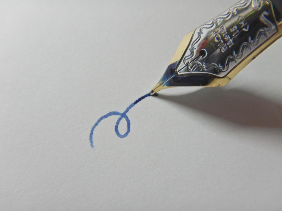 PILOT カスタム845 漆 朱 ペン先18K 750 <M> 万年筆 筆記可