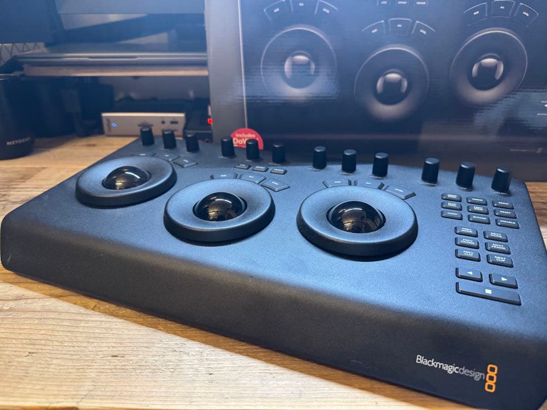 【24年購入・ほぼ未使用】DaVinci Resolve Micro Panel