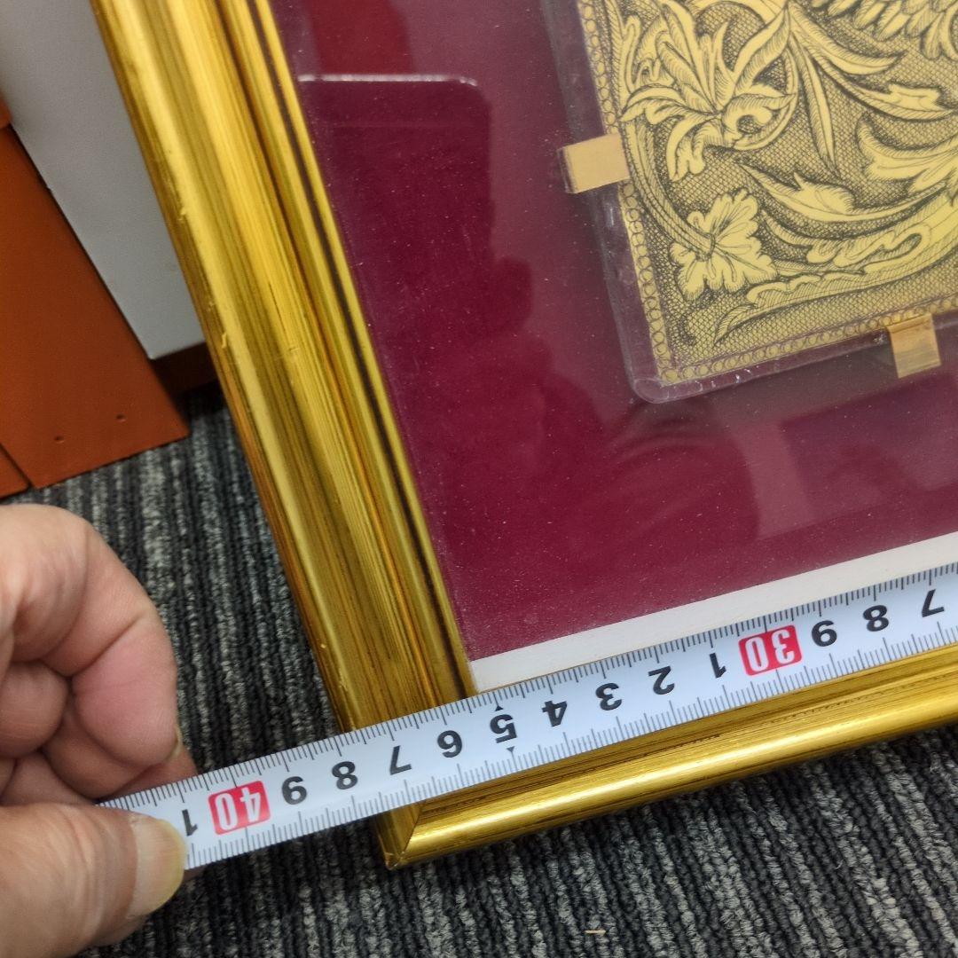 イタリアだったと思います。ガラスのプレートです。