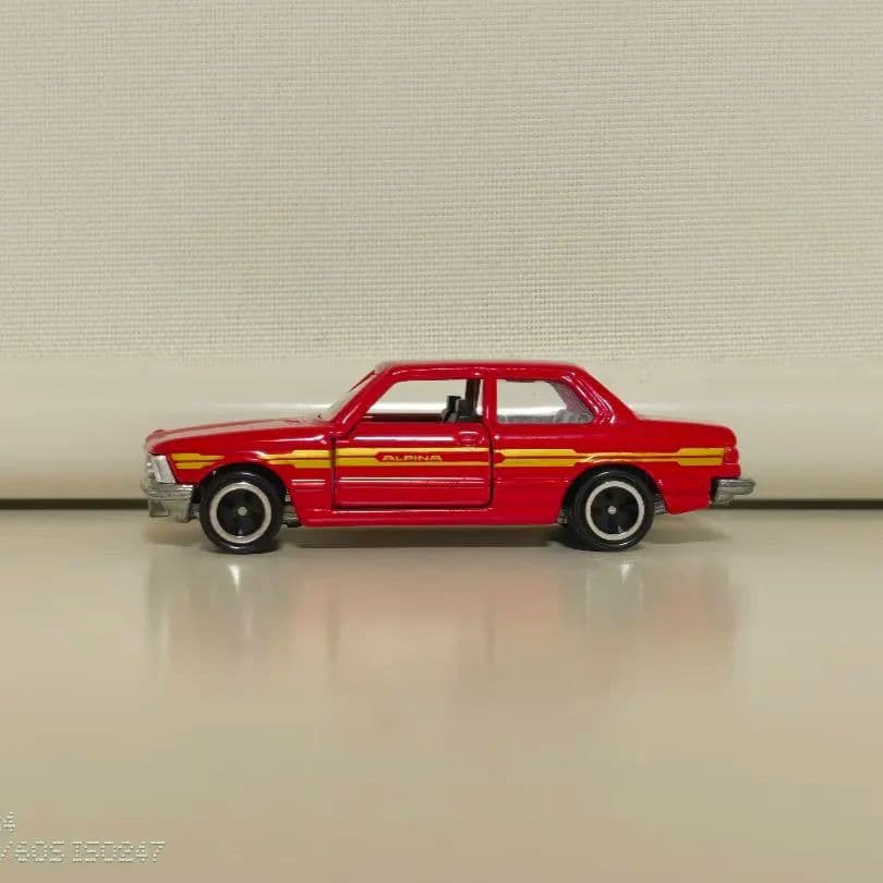 TOMICA　トミカ　BMW320　ワイドホイール　箱付き