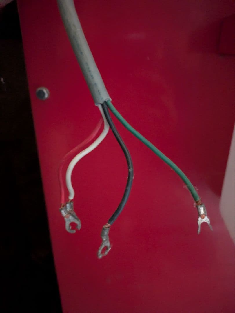 高圧洗浄機　運搬費は別途