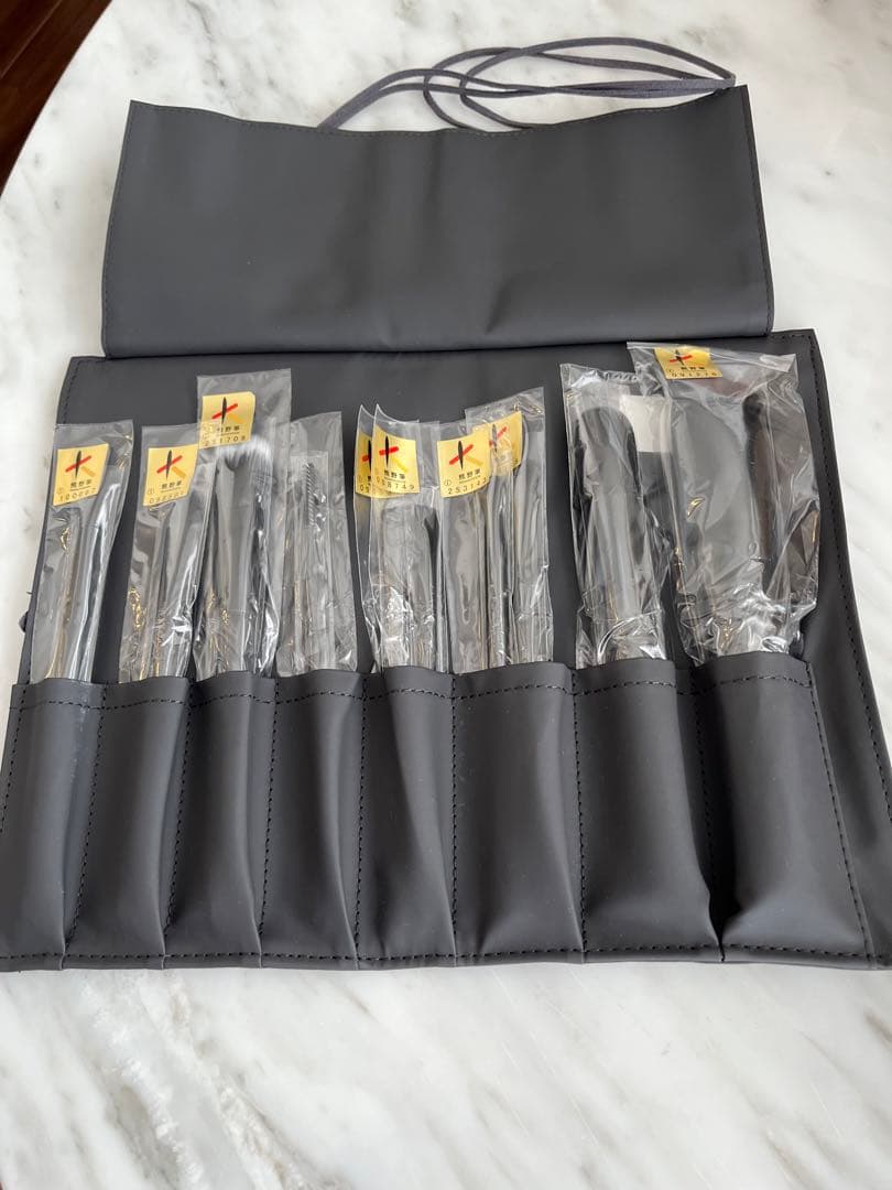 SOYO メイクブラシ10本セット　ケース付MIYABI