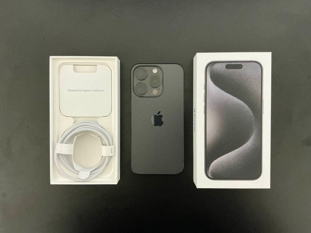 Apple iPhone 15 Pro スペースブラック 本体