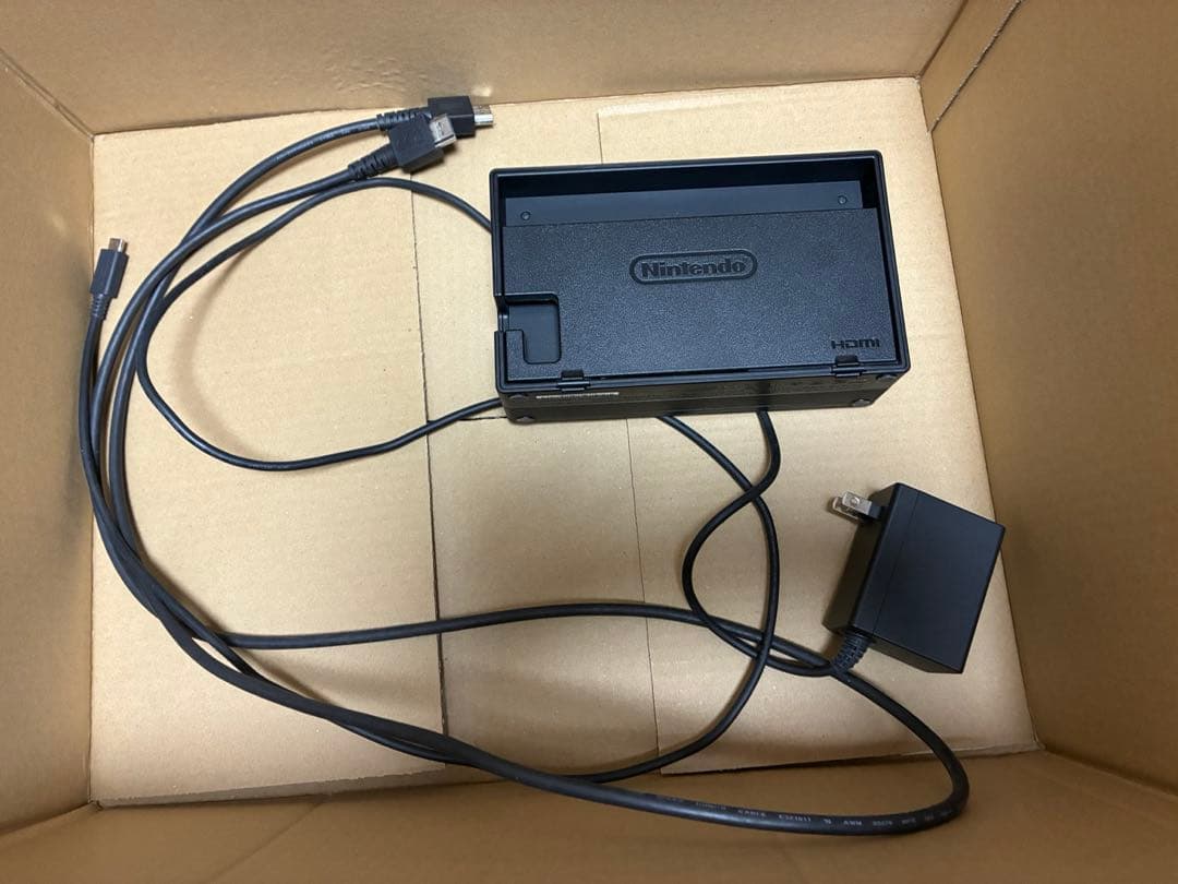 本日夕方まで　Nintendo Switch 本体 + 付属品セット