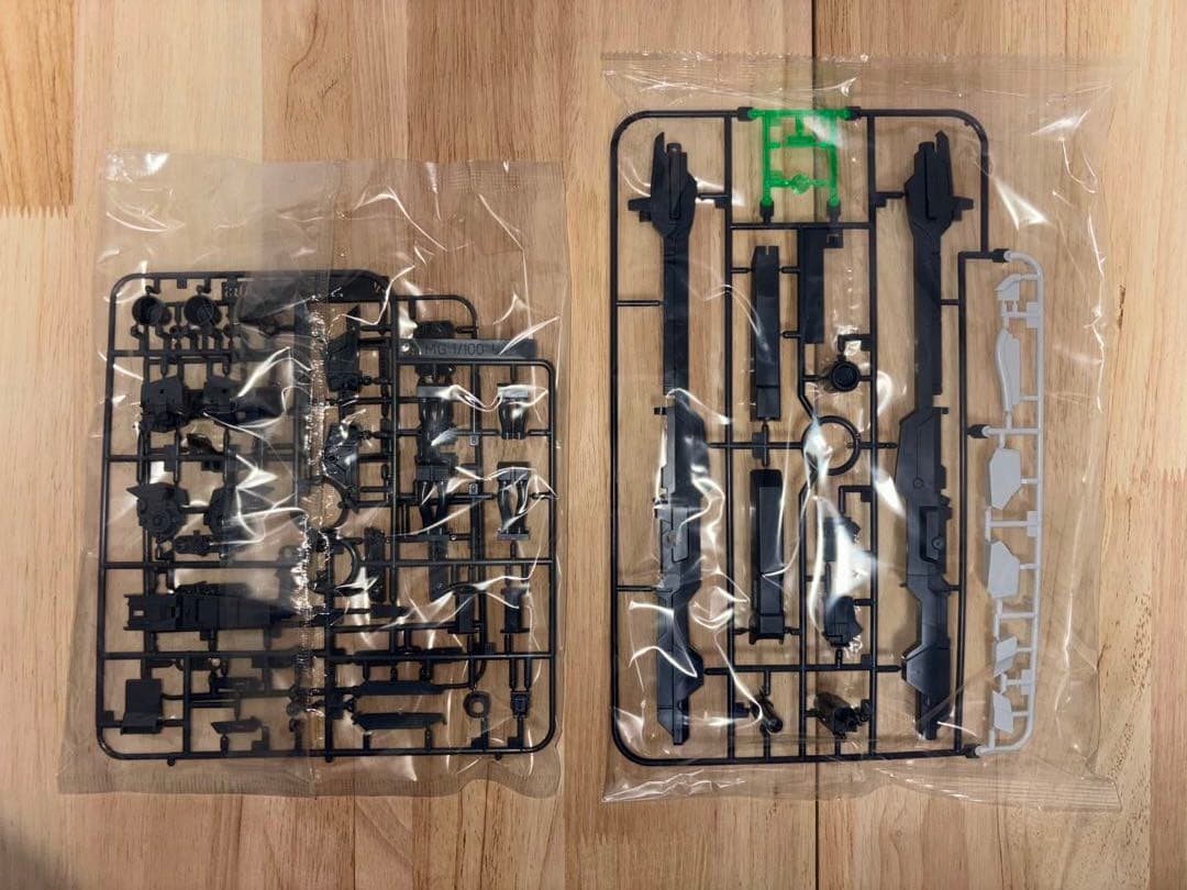 MG リゼル（隊長機）