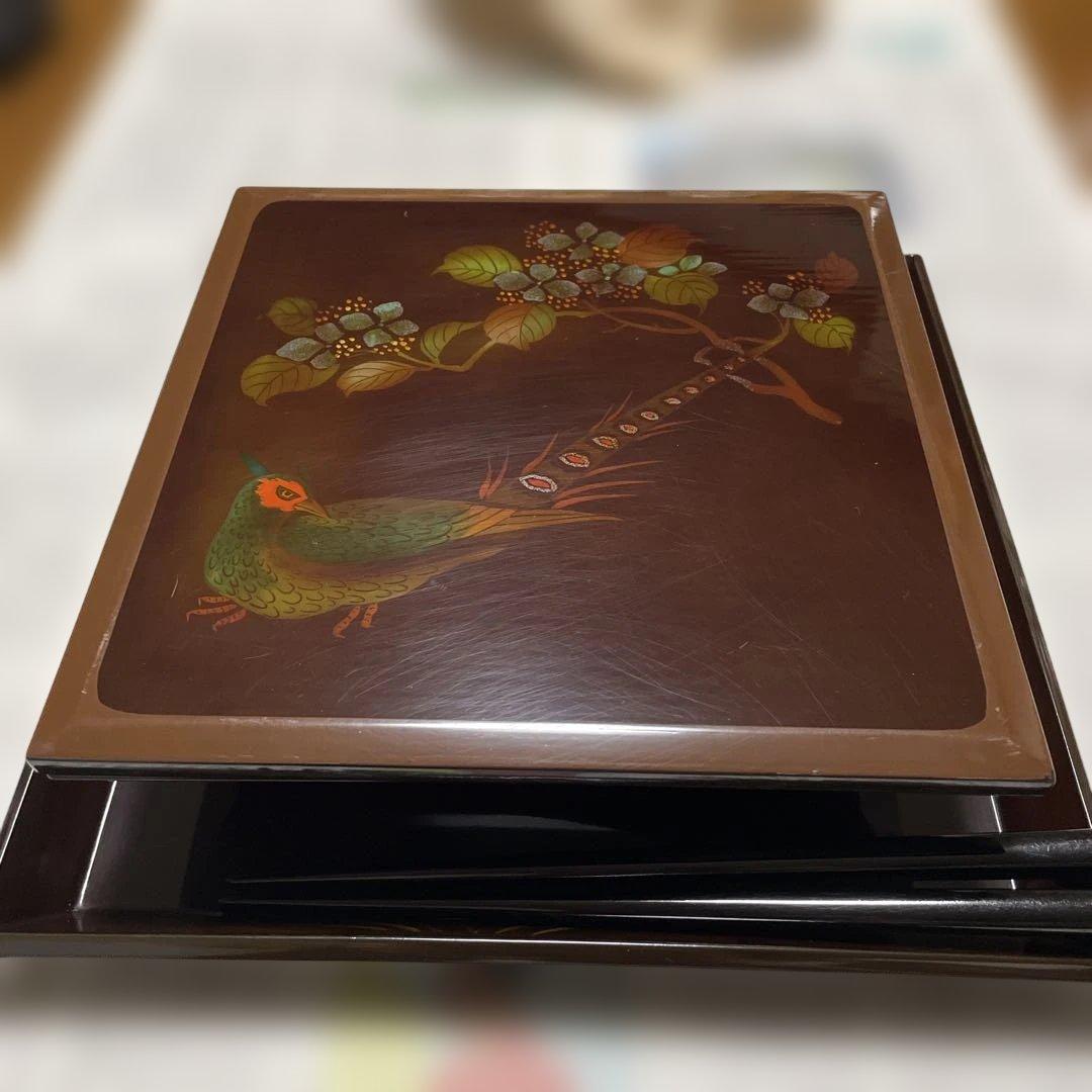 漆器 菓子器　鳥と花のデザイン