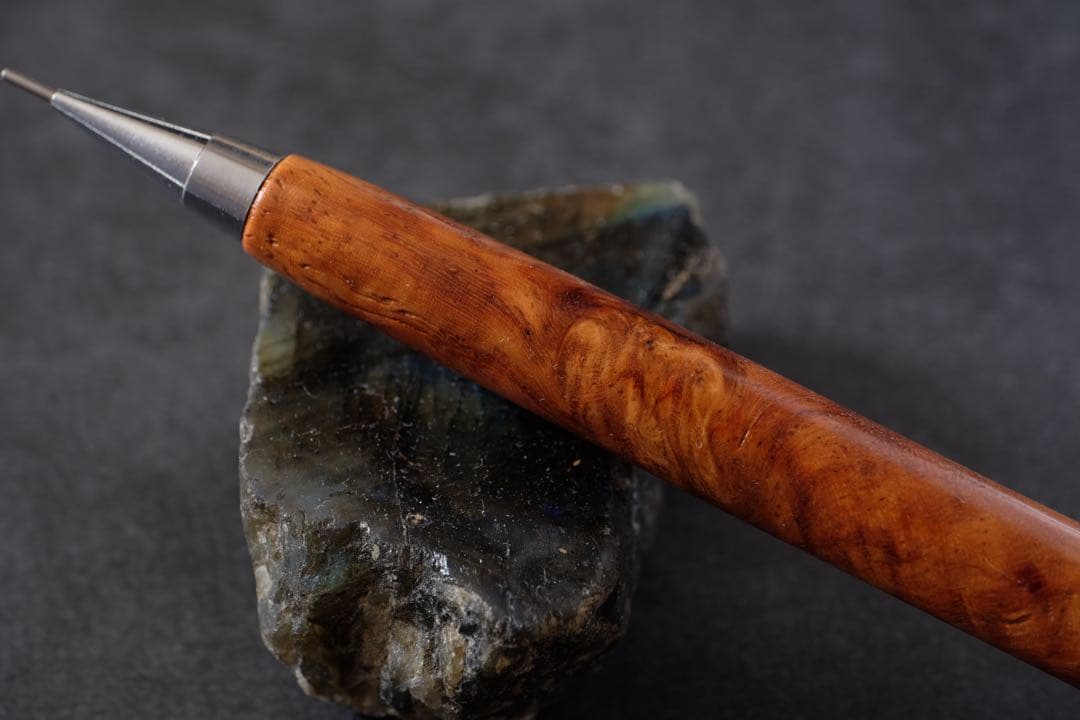 PG5木軸カスタム0222　高村杢工房 製図用シャープペンシル　花梨瘤紅白