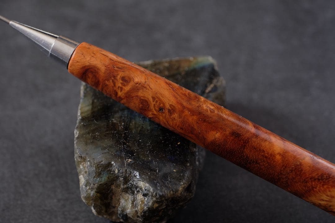 PG5木軸カスタム0222　高村杢工房 製図用シャープペンシル　花梨瘤紅白