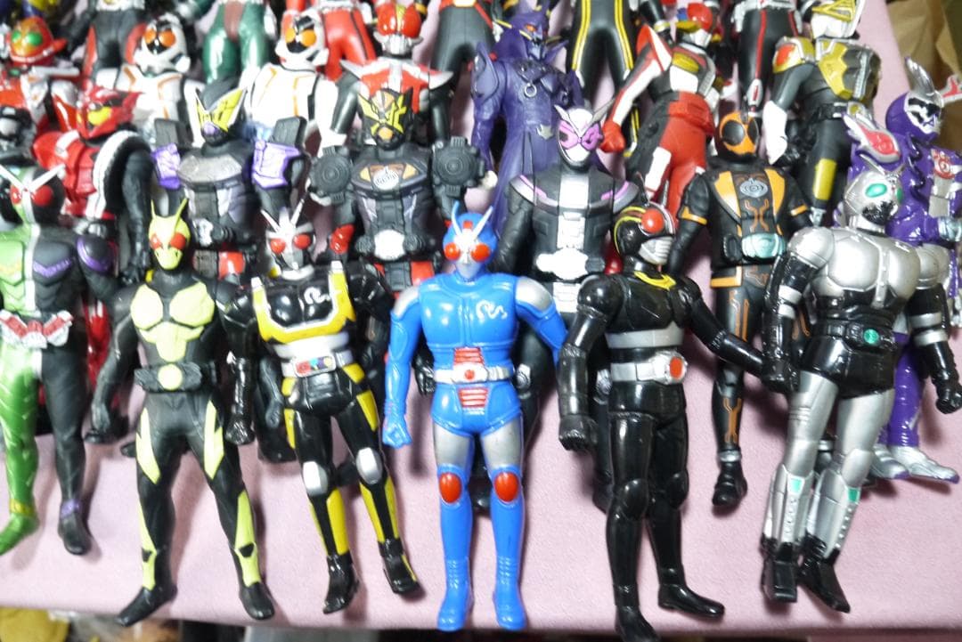 ライダーヒーローシリーズ　ビッグサイズソフビフィギュアなど　111体セット