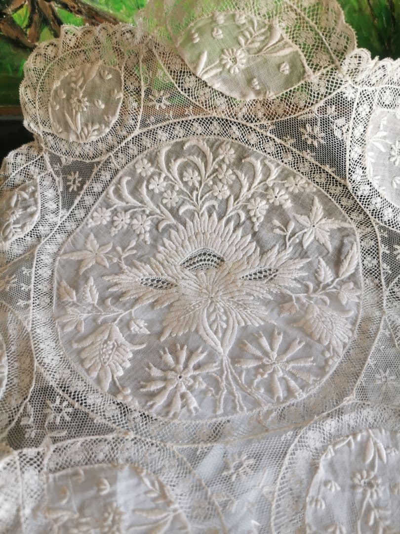 アンティークフランス ノルマンディーレース 花型ドイリー アイリッシュリネン風