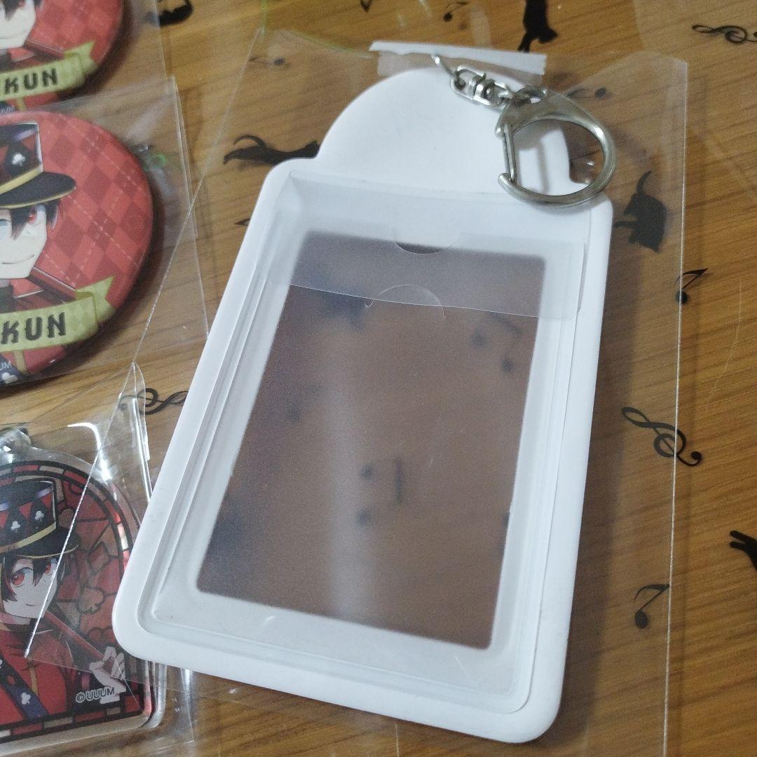 カラフルピーチ　ゆあんくん　ワンダーランド　缶バッジ　ワダラン　トレカケース