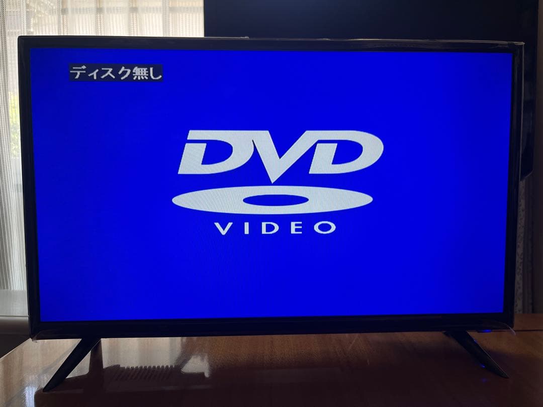 TESS 24V型　DVD内蔵液晶テレビ　LVD-2405TS