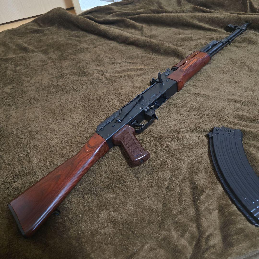 東京マルイ製 AKM ガスブローバック 予備マガジン付き