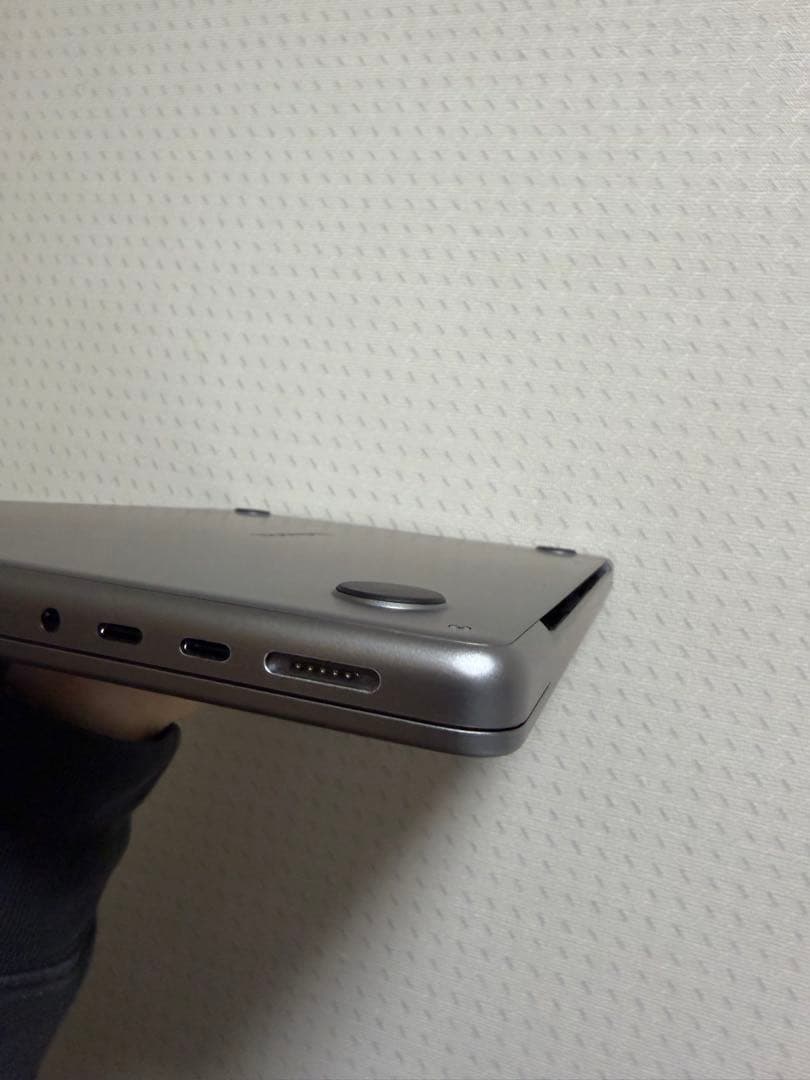 【Applecare残あり】MacBook M2 pro 14インチ