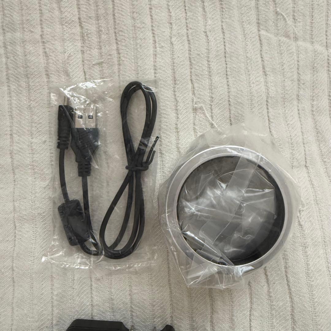 Panasonic LUMIX DMC-GF7W ダブルズームレンズキット