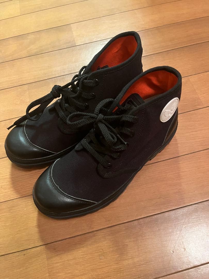 【美品】avirex スコーピオン　レディース　23センチ