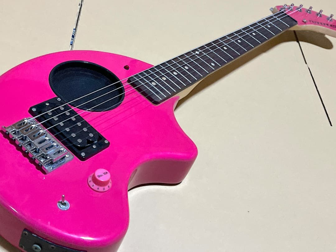 エレキギター ZO-3 Fernandes ミニギター