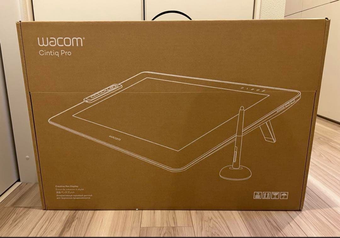 Wacom液タブ 液晶ペンタブレット23.6型Cintiq Pro 24