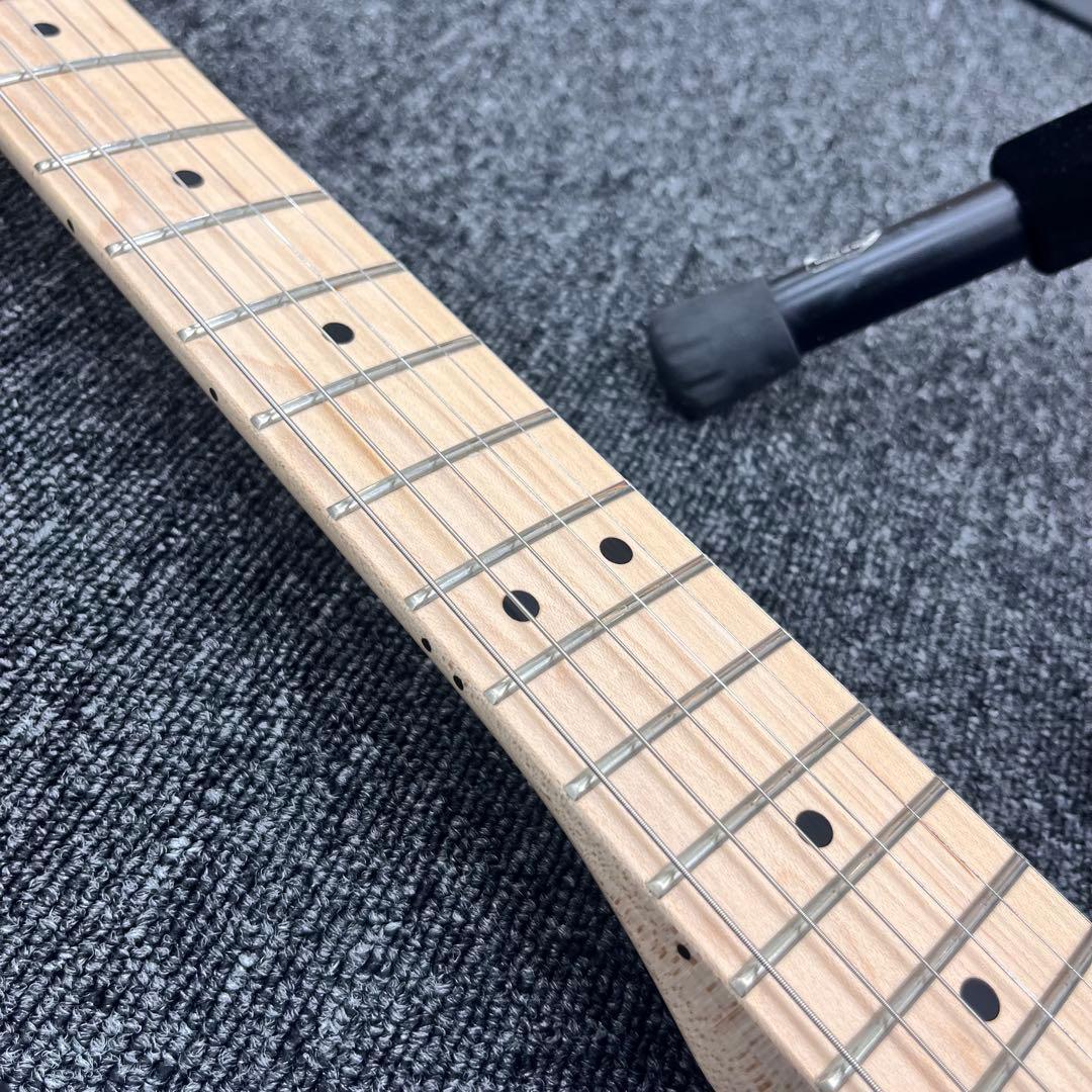 【10122】 Squier by Fender stratcaster ブルー