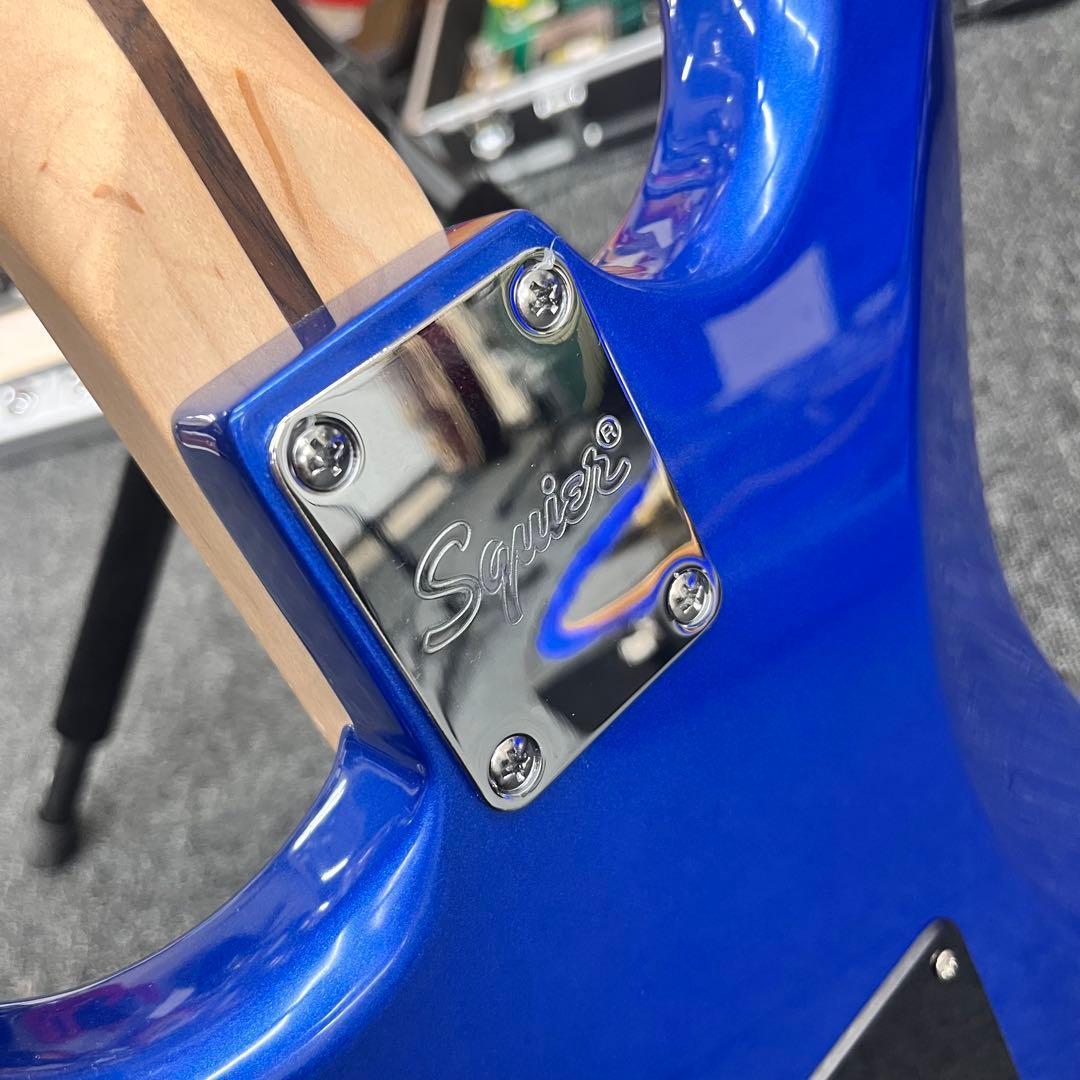 【10122】 Squier by Fender stratcaster ブルー