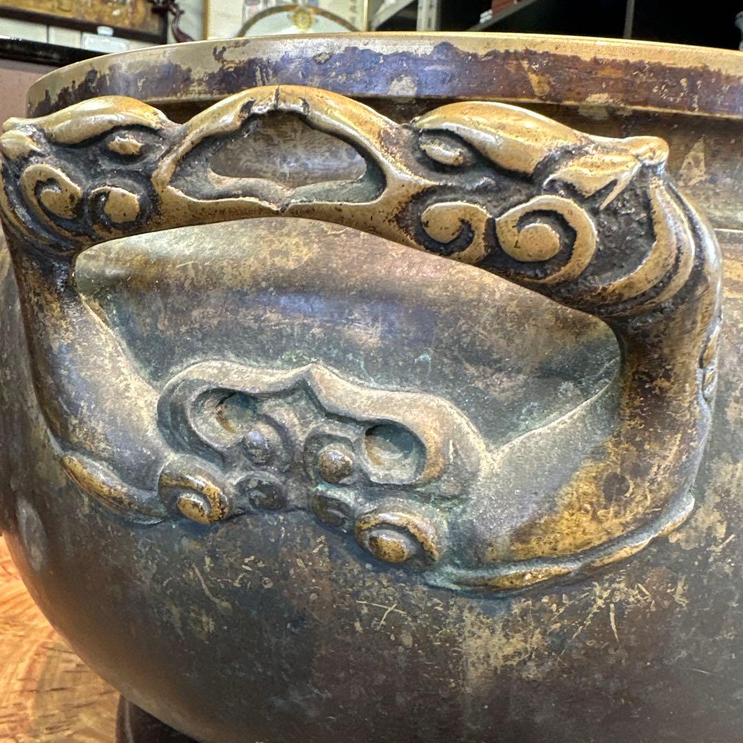 火鉢，銅製火鉢 ，唐獅子模様，金工，時代物，古董品