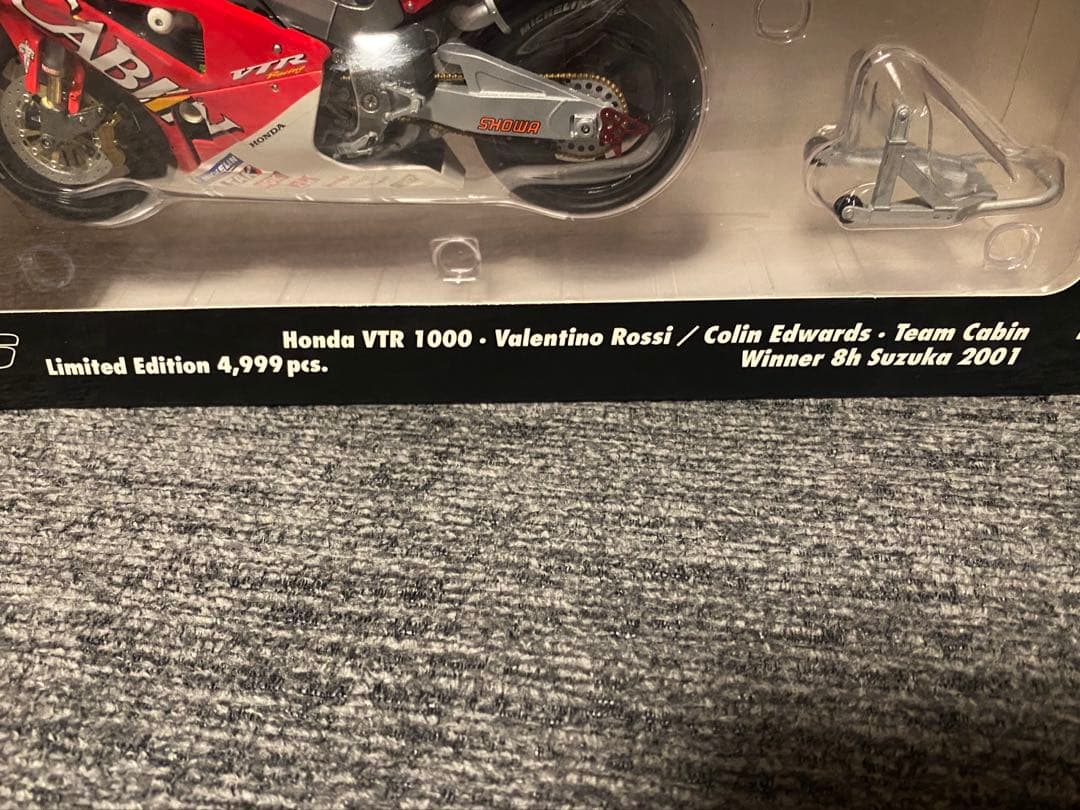 ミニチャンプス 1/12 HONDA VTR 1000 ヴァレンティノロッシ