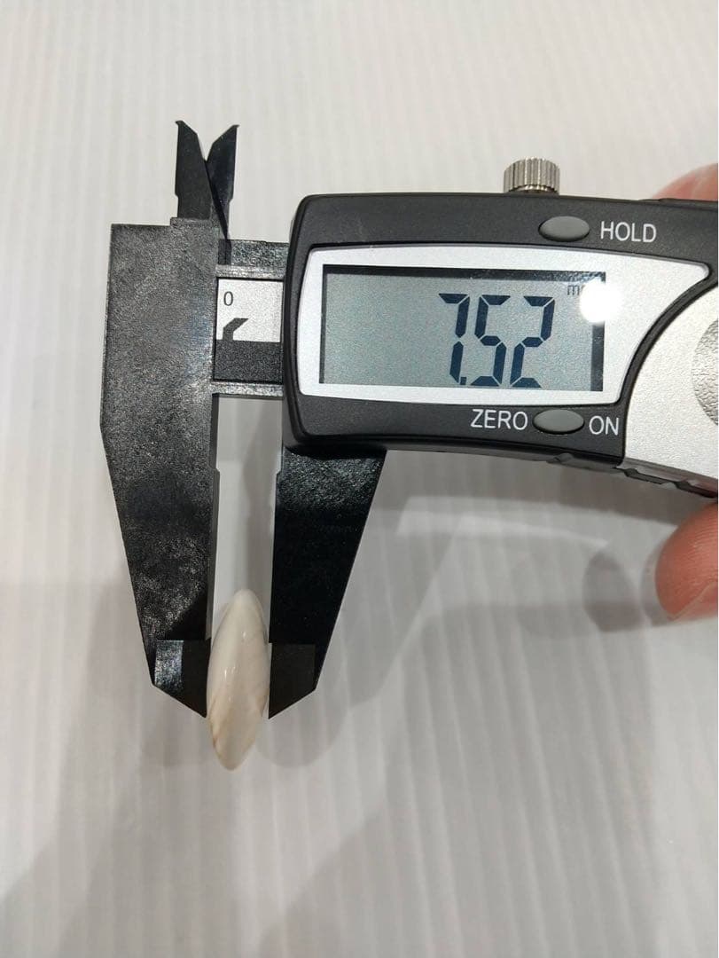 天然木 囲碁盤 蛤碁石セット 脚付 ヘソあり　5寸