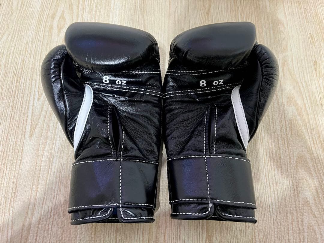 【hokuseiあにに】【美品】ウィニング ボクシンググローブ 8オンス
