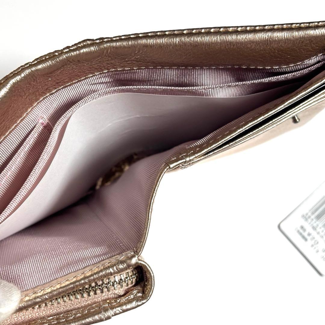 【未使用】マンハッタナーズ　刺繍二つ折り財布