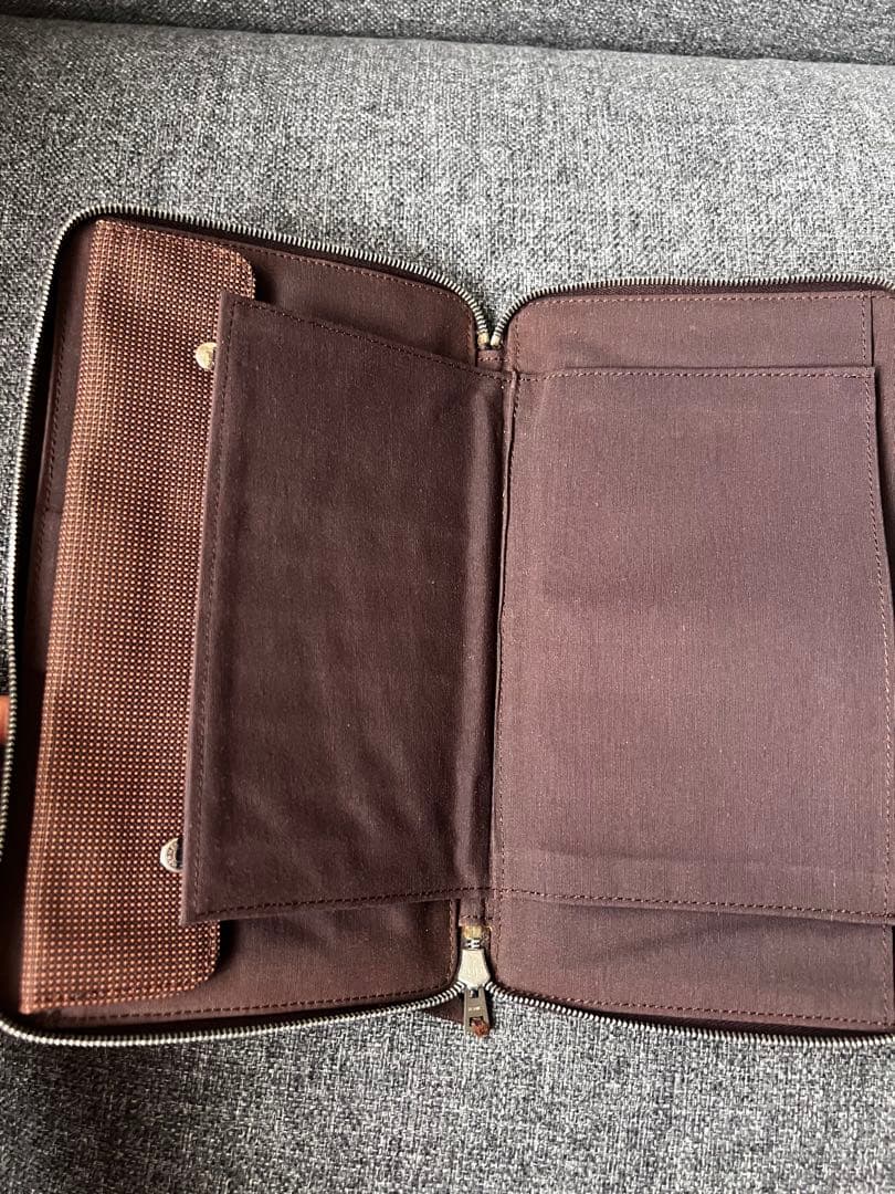 HERMESエールライン パース　ラウンドファスナー 長財布 パスポートケース