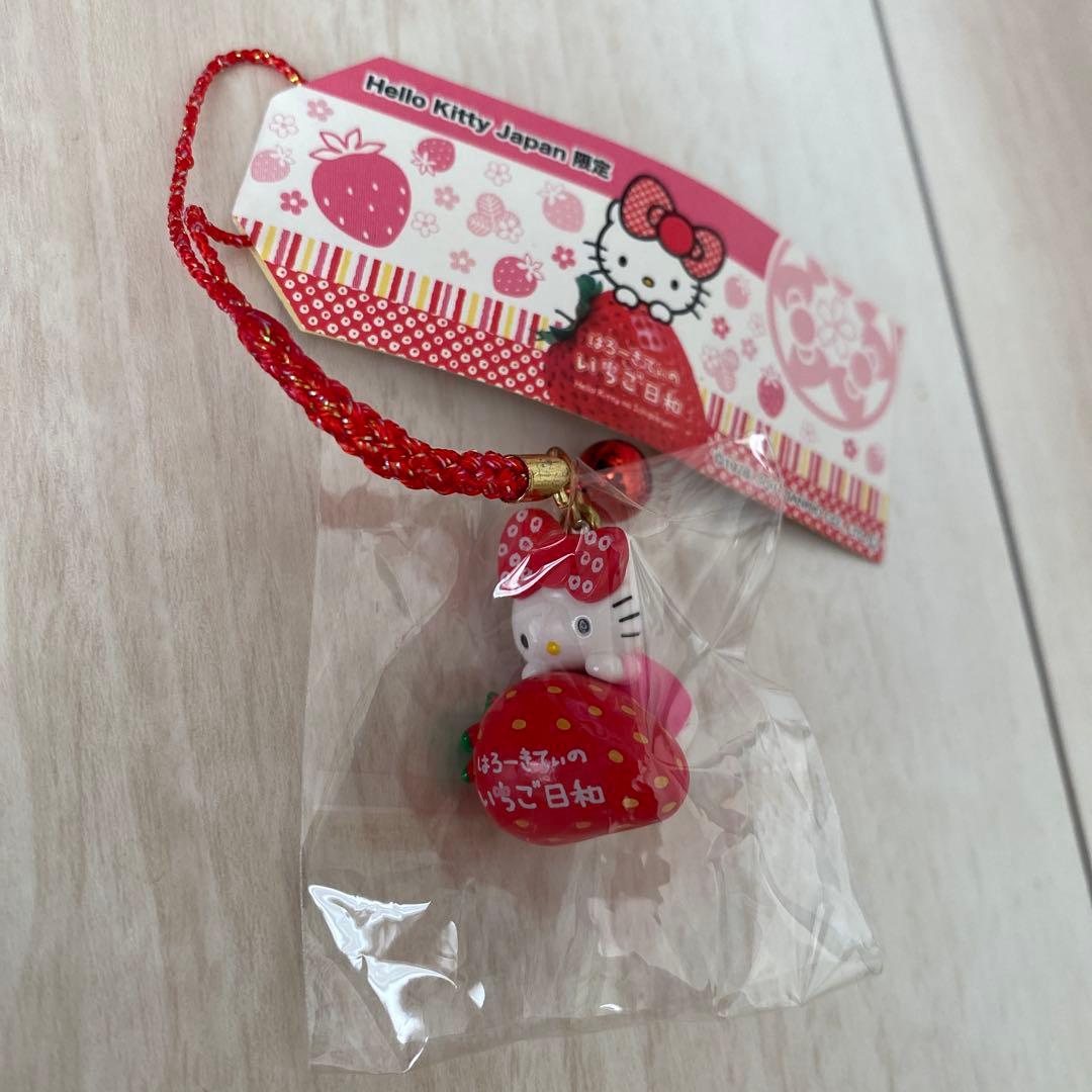 Hello Kitty 根付け いちご日和