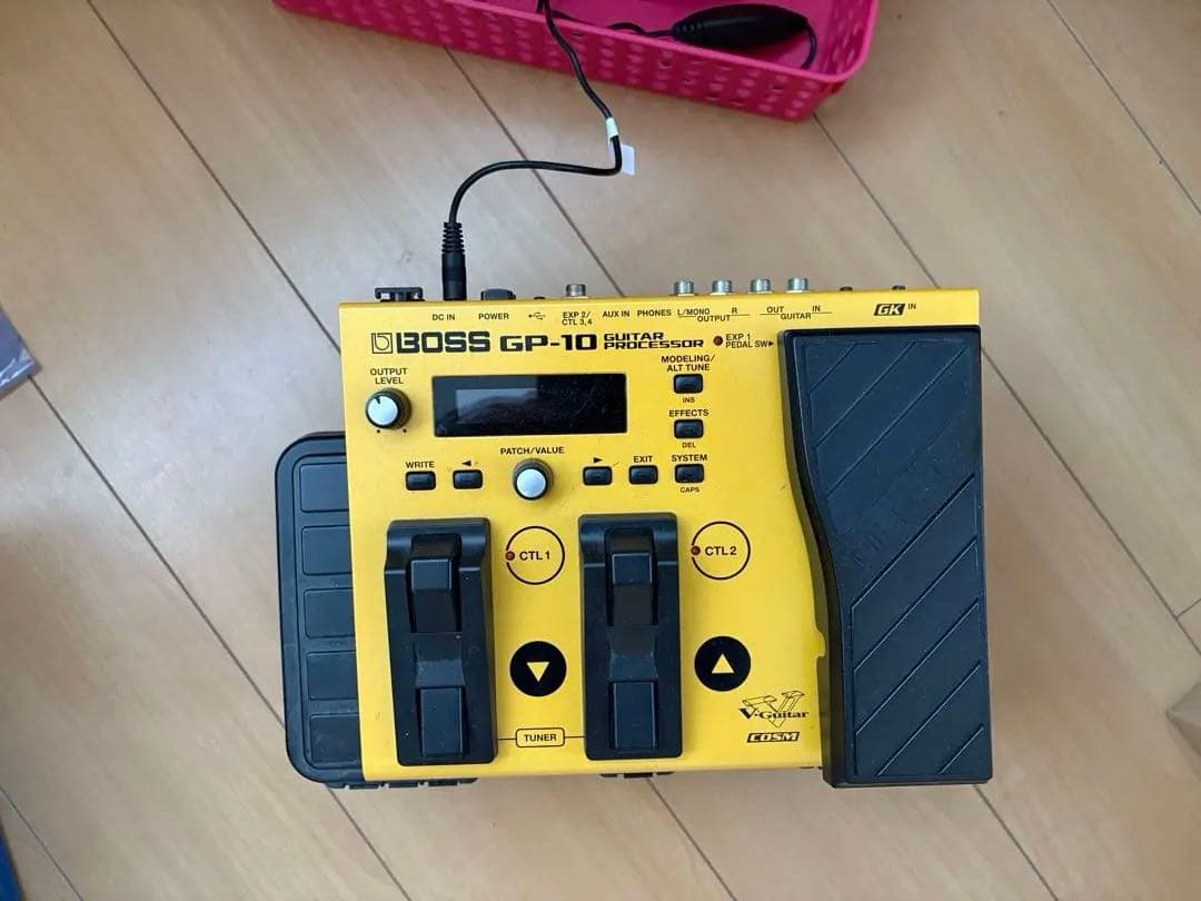 BOSS GP-10 ギターエフェクター