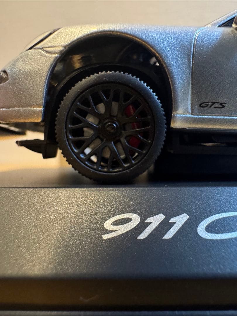 【Schuco】※難あり Porsche 911Carrera 4 GTS