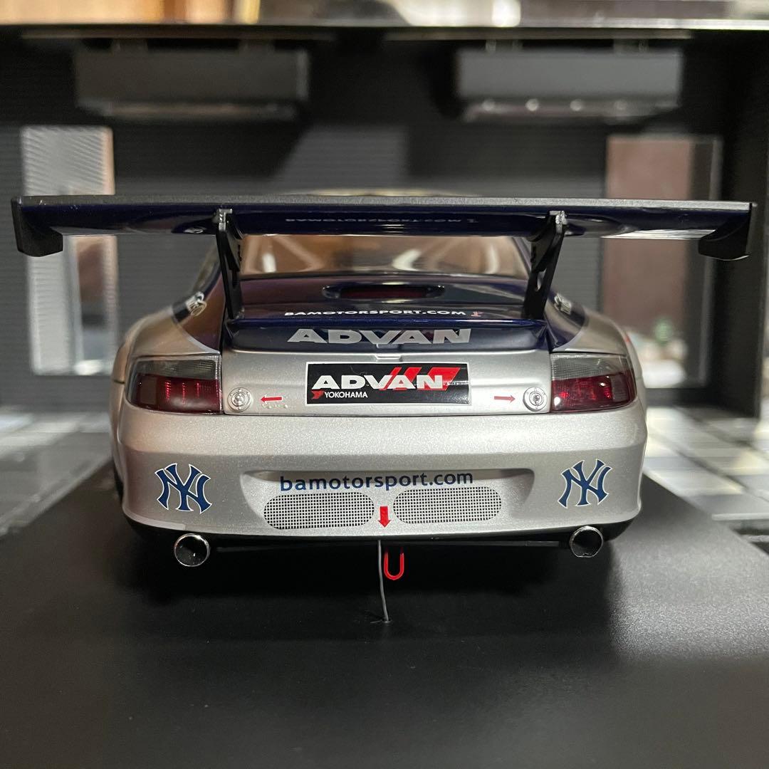 絶版未展示品 オートアート1/18ポルシェ911(996)GT3 RSR2005