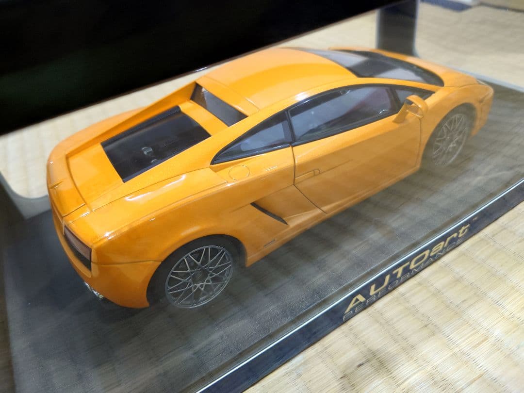AUTOart Lamborghini Gallardo LP560 オレンジ