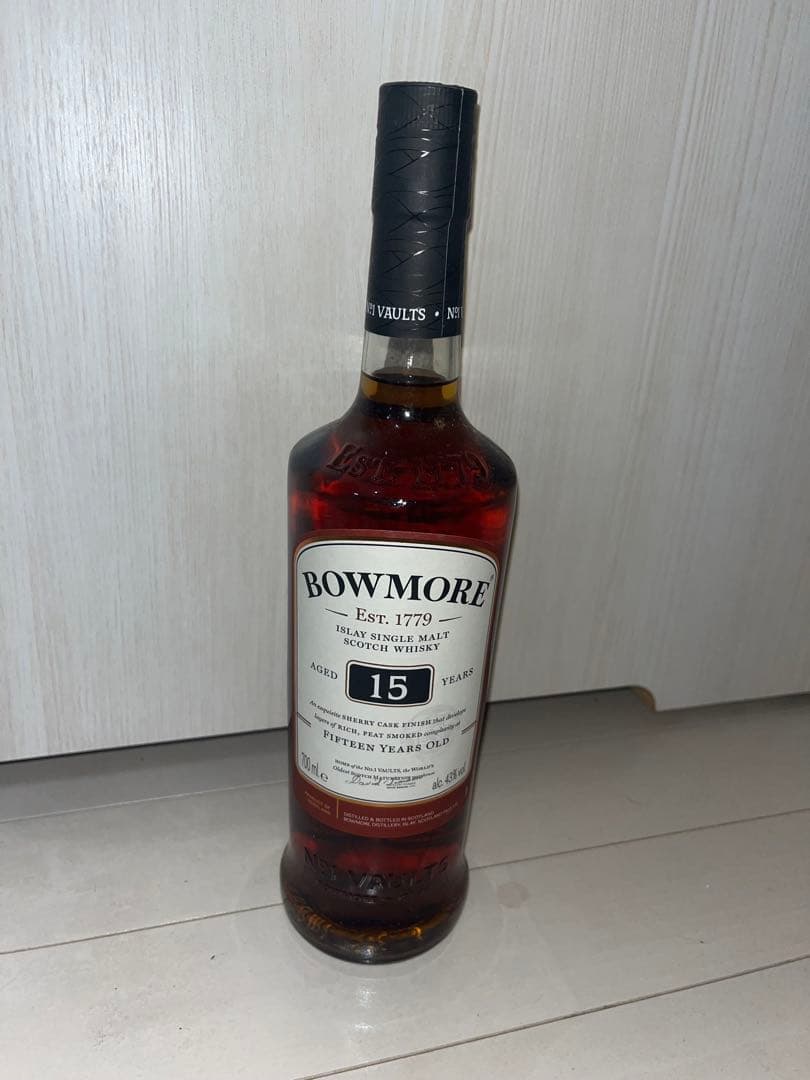 Bowmore 15年 シングルモルトウイスキー 700ml