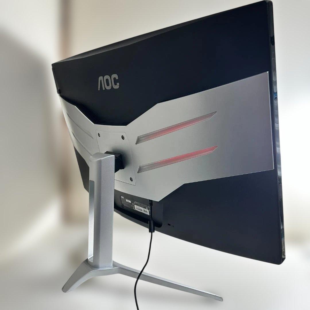 144Hz 31.5インチ ゲーミングモニター