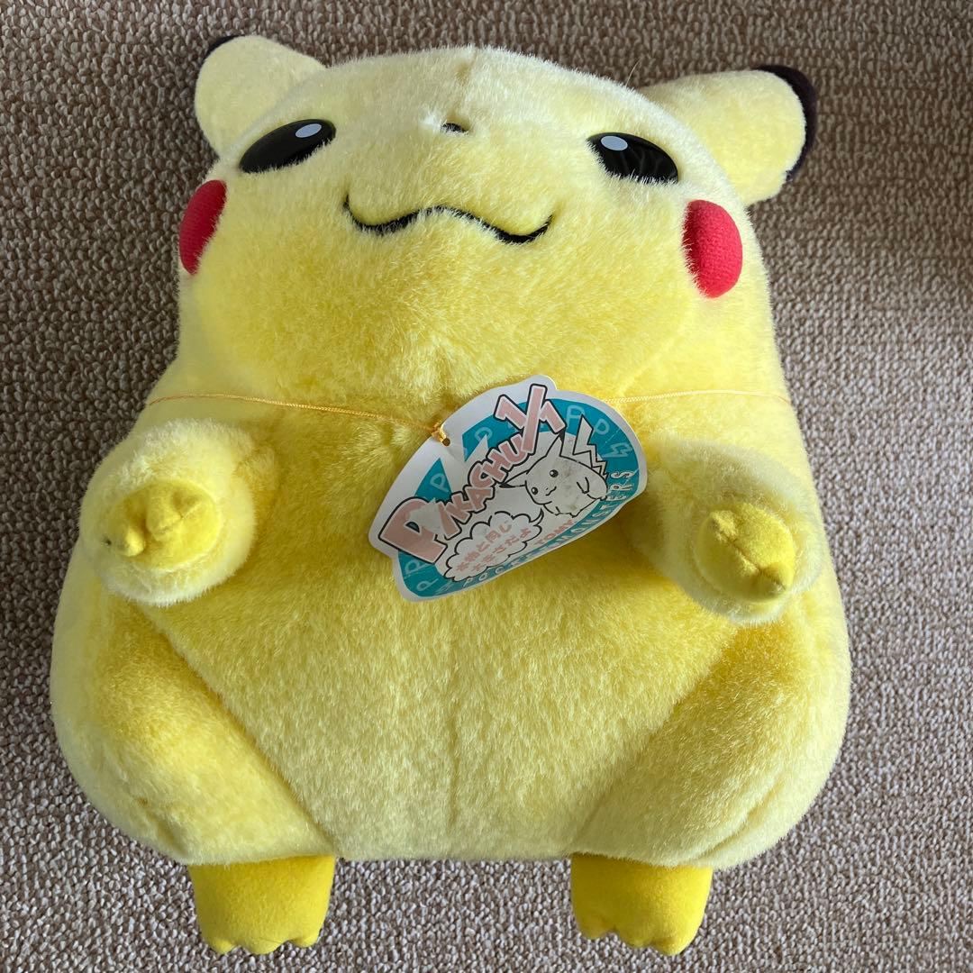 ピカチュウ等身大ぬいぐるみ（TOMY・初期）