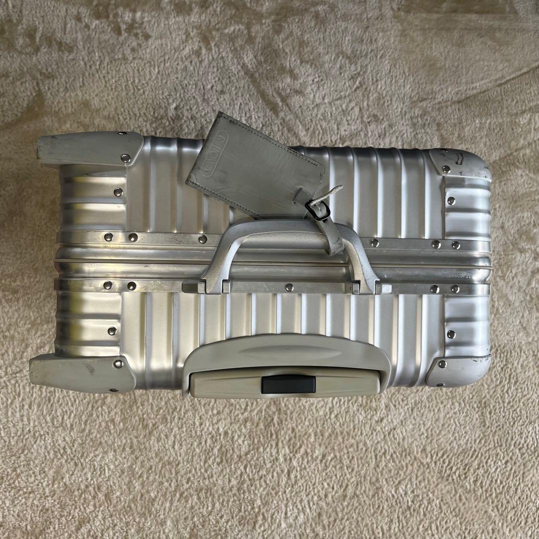 Rimowa リモワ　アルミ　シルバー　4輪　TSAロック　トパーズ　64L