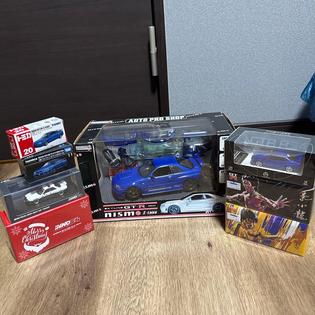 Nissan Skyline GT-R Nismo ミニカー　セット