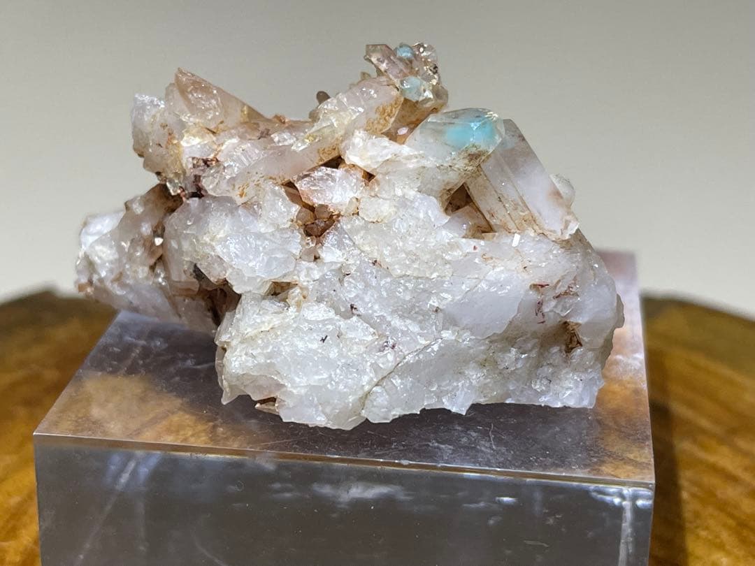 アホー石　アホイト　アホアイト　インクォーツ　メッシーナ産　原石　鉱物標本