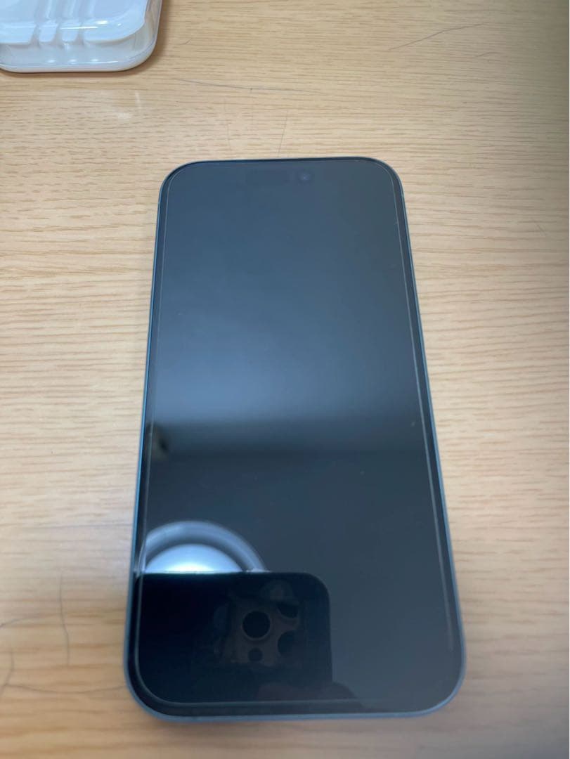 メ*神様 最終値下げ　【美品】 iPhone 16 セット売り　本体と付属品