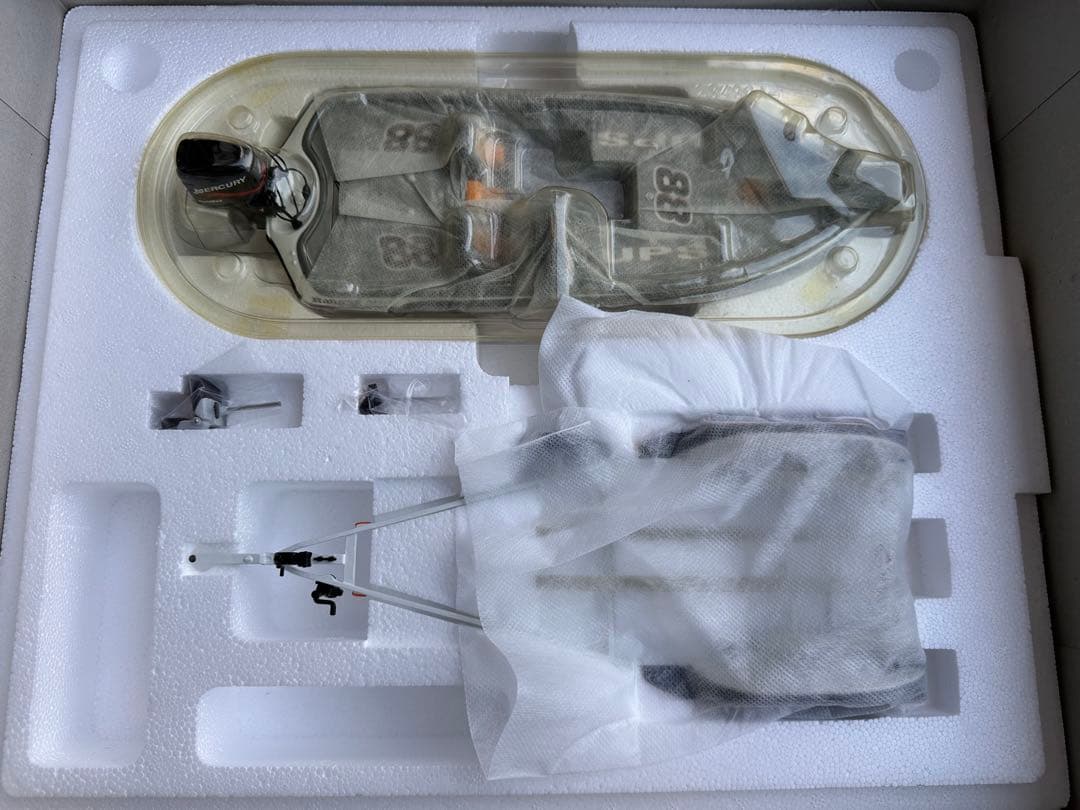 レンジャー 520VX 1/24 ダイキャスト模型 CASTAWAY